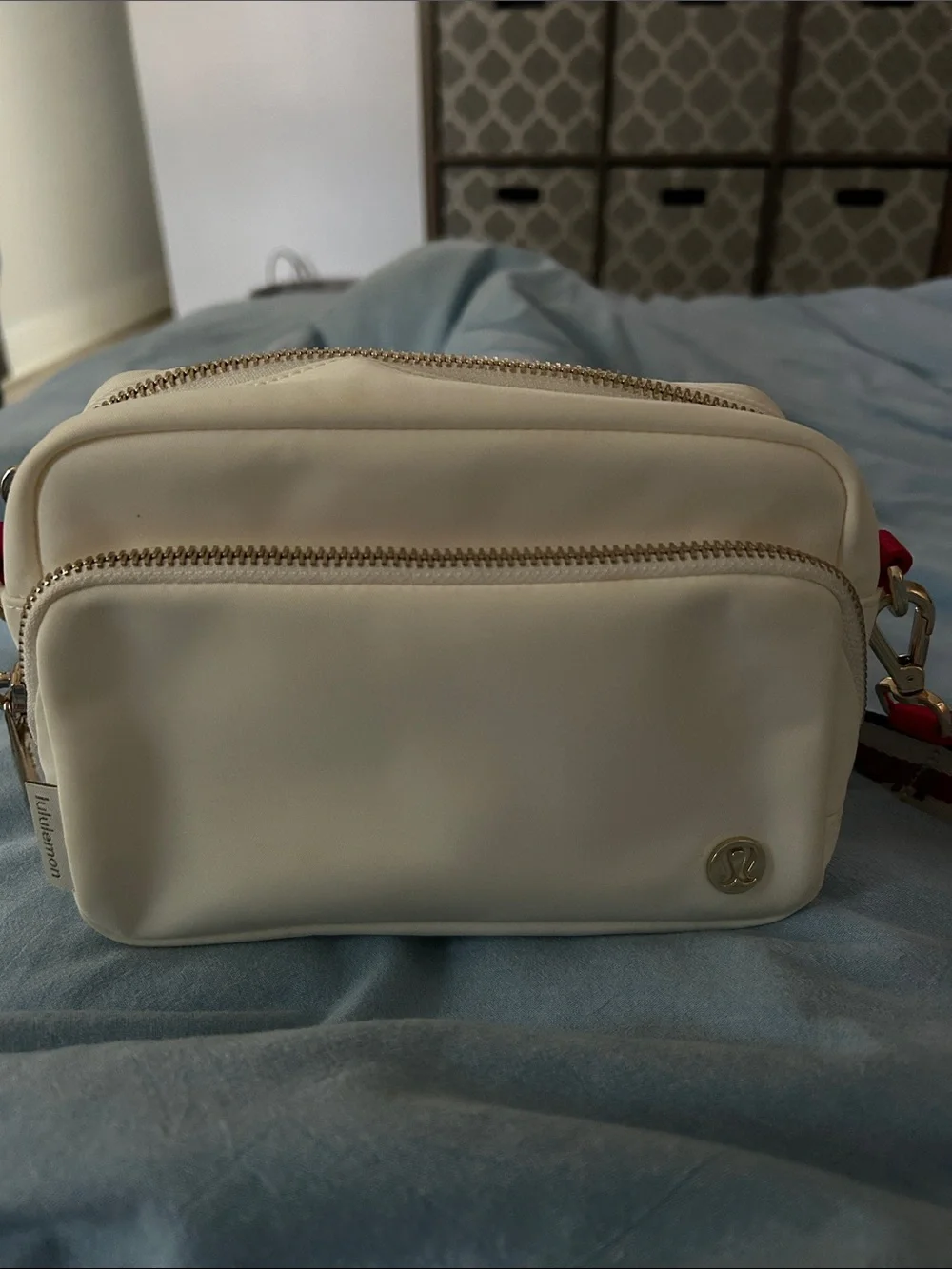 lululemon athletica Cream Double-Zip Crossbody Belt Bag